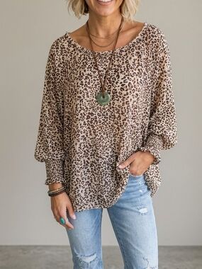 Flowy Leopard Print Balloon Sleeve Smocked Tunic Blouse Small/Med